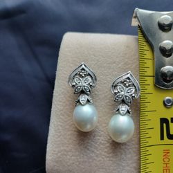 14k White Gold Earrings with Diamonds and Real Pearls 