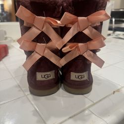 Womens Boots UGG’s Size 4  Australian Bailey Bow Stars And Moons. Marine Color