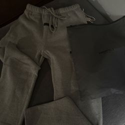 DARK OATMEAL ESSENTIAL SWEATS 