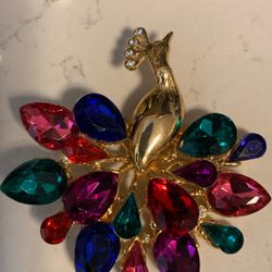 Broochs Jewelry 3.00 Each Pick The One You Want