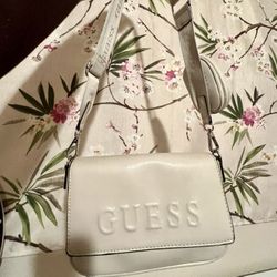 Guess Shoulder Crossbody - Purse
