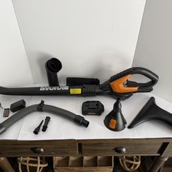 Worx 20V Leaf Blower. Model WG545.1 With Battery/Charger & Attachments Seldom Used