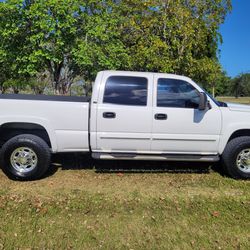 2005 Chevrolet Silverado 2500 HD Crew Cab