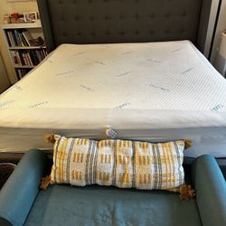 3-for-1! King Bed Frame, Therapedic Mattress with Gel Foam, & Ottoman w Storage 