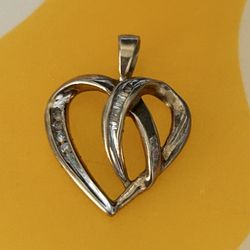 10 K Gold Diamond Baguette Pendant 