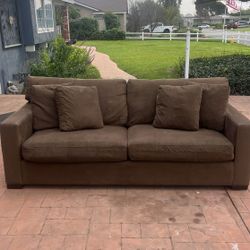 Crate And Barrel Sofa / Couch / Great Condition