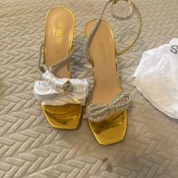 Gold High Heels Size 7