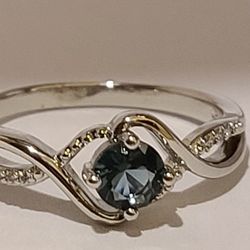 Sterling Silver Ring Size 8