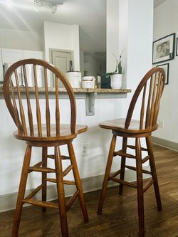 Bar Stool Set Of 2 360°Swivel Seat, Comfortable 30 Inches From Bottom To Seat Base.
