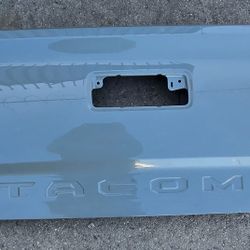 2016 To 2019 2020 2021 TOYOTA TACOMA TAIL GATE