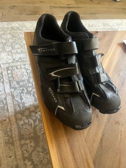 Serfas riding shoe clip in
