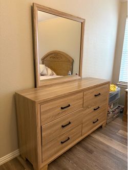 Bedroom set