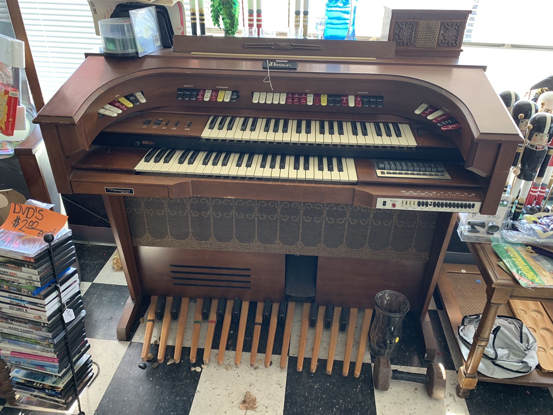 Thomas Organ