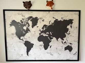 Large world map picture / wall covering
