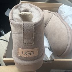Uggs Size 8