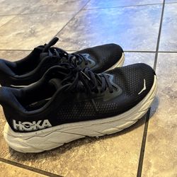 Women’s Hokas size 71/2