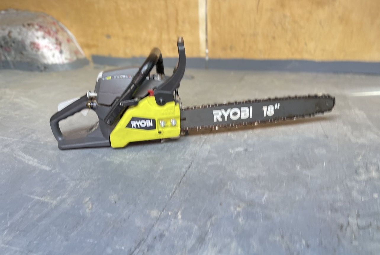 RYOBI 18 in. 38cc 2-Cycle Gas Chainsaw