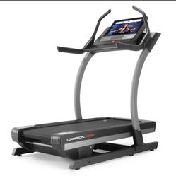 NordicTrack Commercial X22i Treadmill 