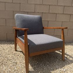 Mid Century Accent Chair