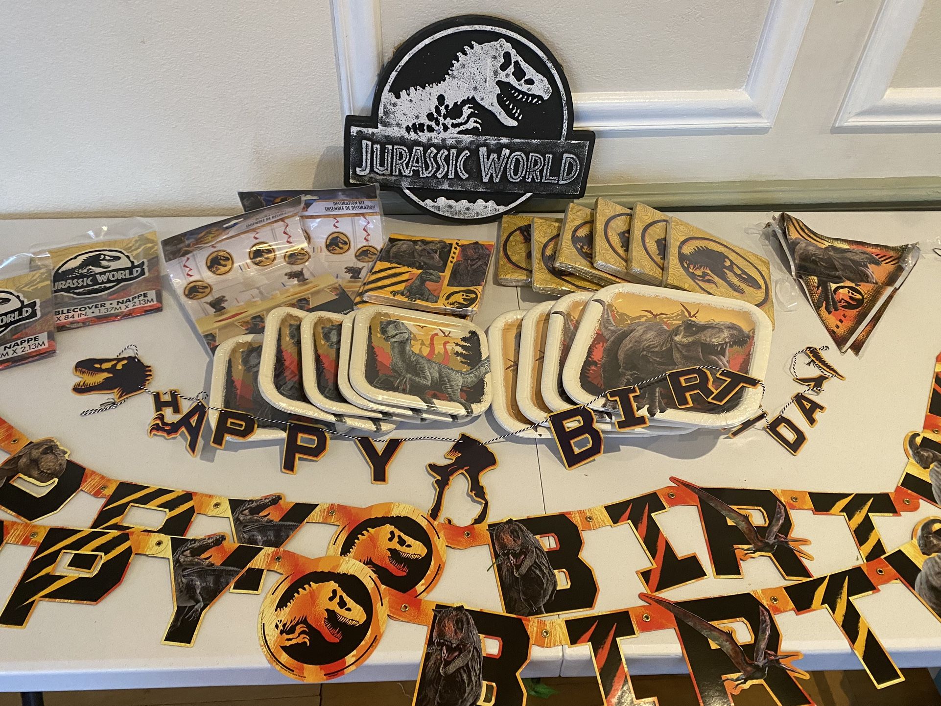 Jurassic park party Decor