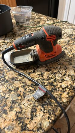 Black and Decker detail sander