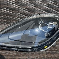 2019 2020 2021 Porsche Macan Left Driver Side FULL LED Headlight OEM 95B941009AN
