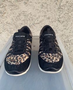 Skechers Women’s Size 8.5 Black Leopard Print Air-Cooled Memory Foam Sneakers