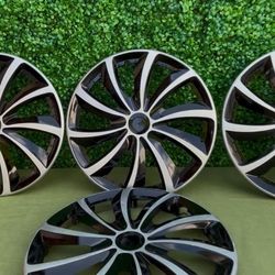 Set Of 4 16 Inch Wheel Covers/Set De 4 Tapaderas Para Rines De 16 Pulgadas 