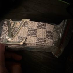 Damaged Lv Belt Size 44/110