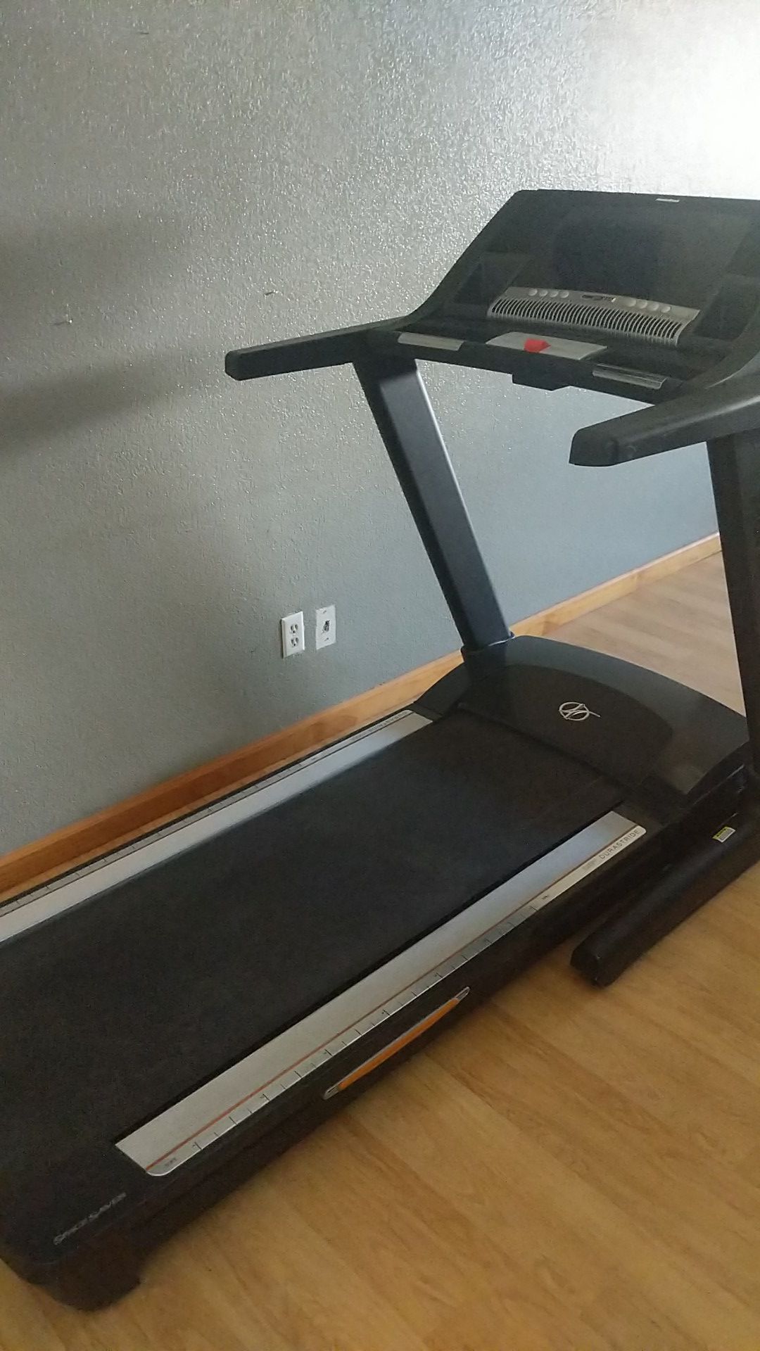 Nordictrack zi treadmill