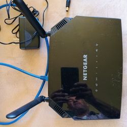 Netgear Ac1200 WiFi Router 4port 2.4ghz & 5Ghz