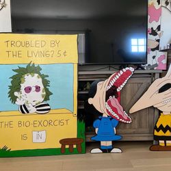 Beetlejuice/ Peanuts Mashup Yard Decorations 