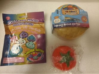 Dumpling Mystery Blind Pack Mini Squishy Fidget Toy Lot, Age 3+ Brand New