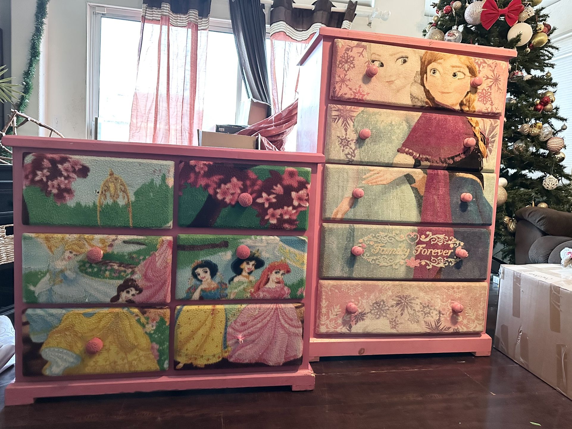 Kids Toy Storage , Furniture, Disney Dressers , Trundle , High Chair, Closet,Swing Set, LOL Doll House And More! Message Me For Prices , And Details