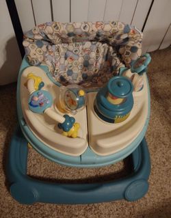 Disney Winnie The Pooh Music and Lights Walker