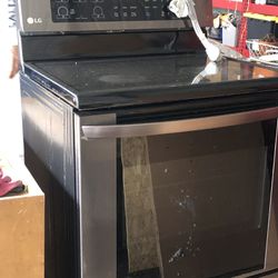 Good, Working Condition Bosch Dishwasher And LG Electric Range