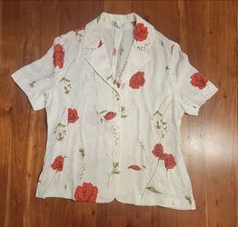 Women's Floral Buttoned Short-Sleeved Blouse Size S/M