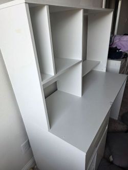 Desk with hutch