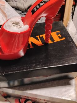 Size 6 women heels