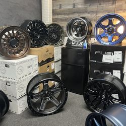 Toyota / Jeep / Hyundai / Nissan / Subaru / Ford / Chevy /Gmc Truck Lift Kit Rims Tires 