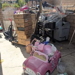 Junk & Trash 🚛🛋️🪞🪑