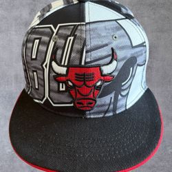 New Era Chicago Bulls Hat 9FIFTY Snapback Hardwood Classics All Over Print Gray