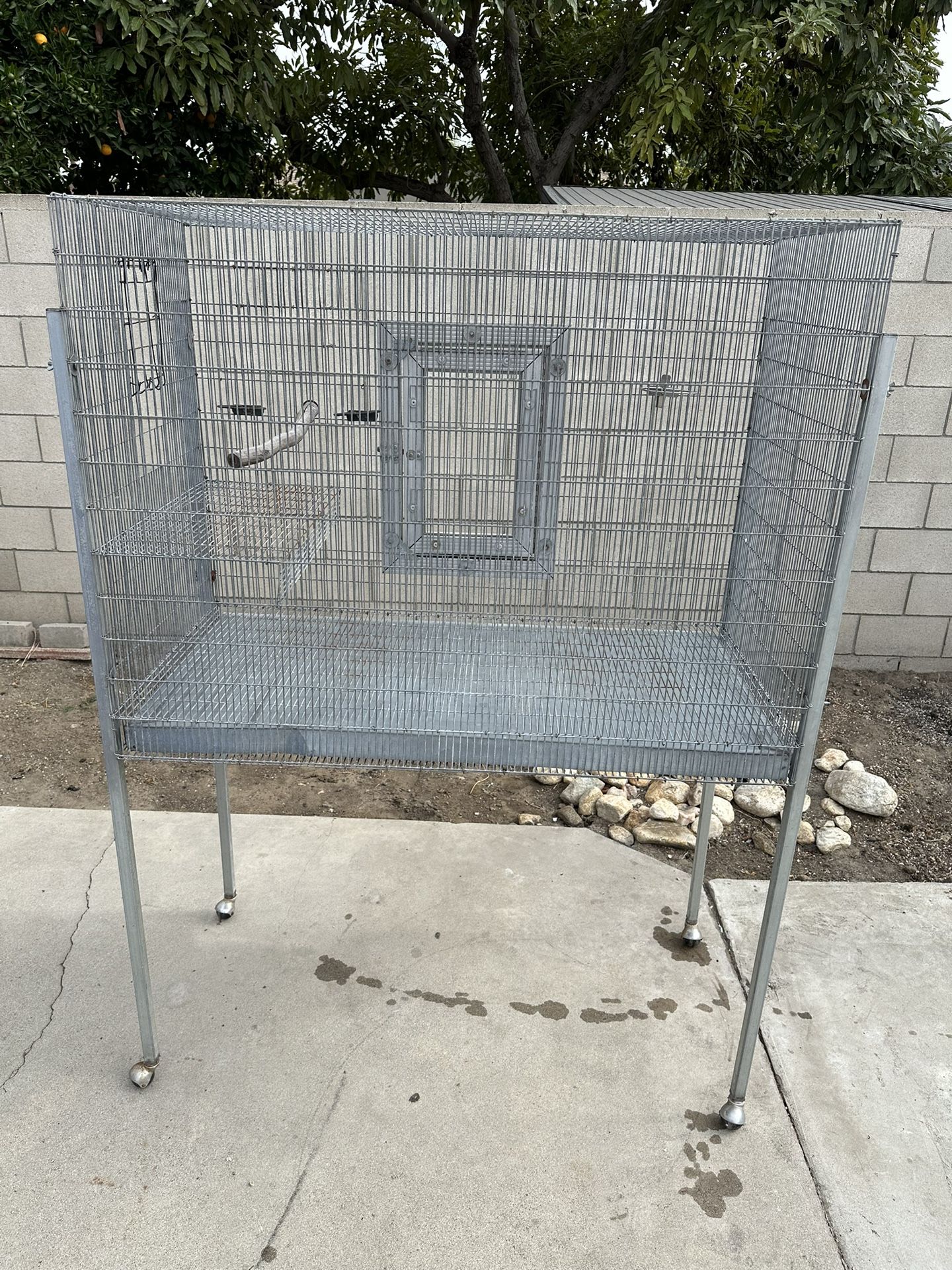 Aluminum Bird Cage