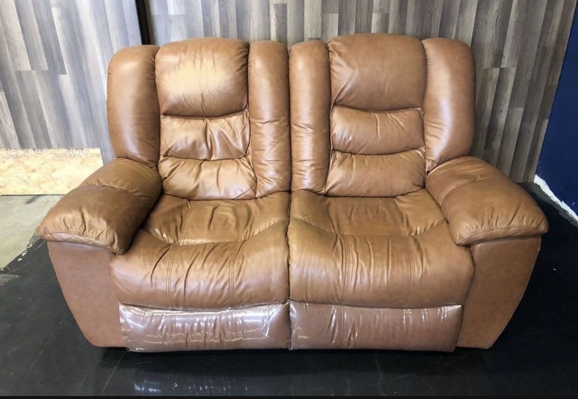 Very Nice Leather Sofa Couch Recliner
