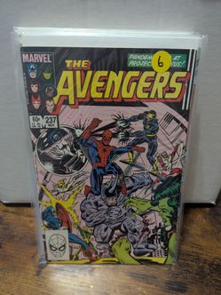 Marvel The Avengers #237 Comic Book