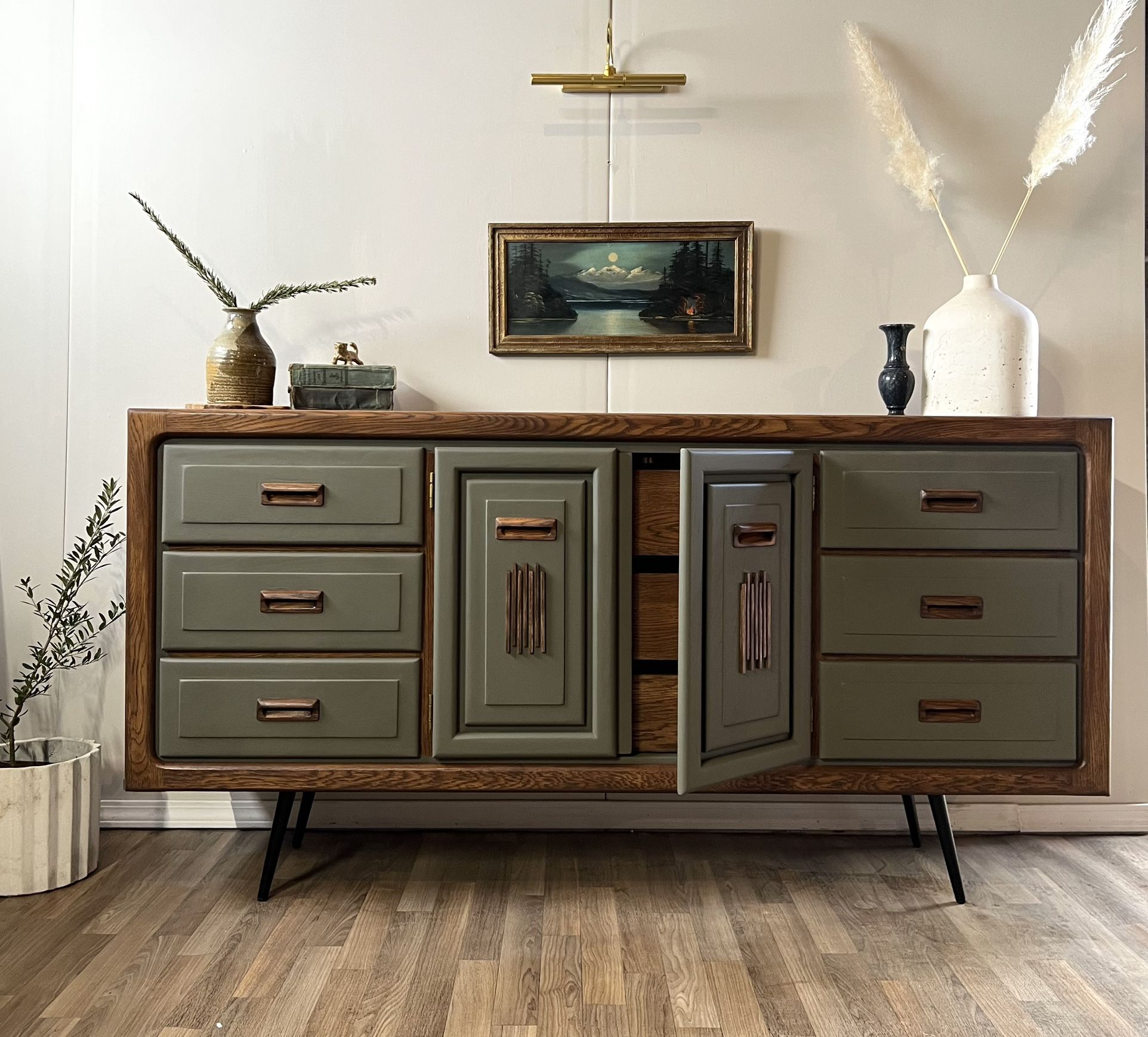!!SOLD!! Mid Century Scandinavian Style Dresser