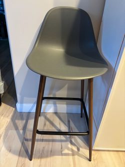 24 inches HT BARSTOOLS