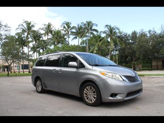 2012 Toyota Sienna