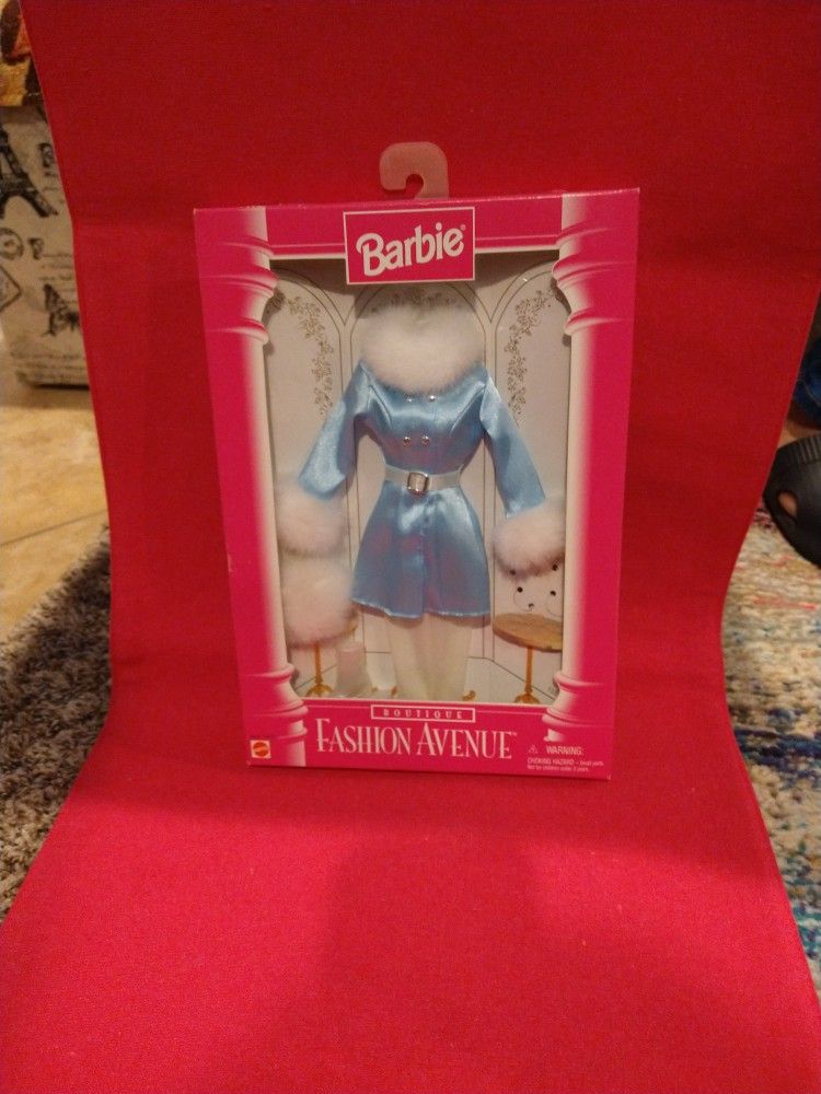 Barbie FASHION AVE. Collection