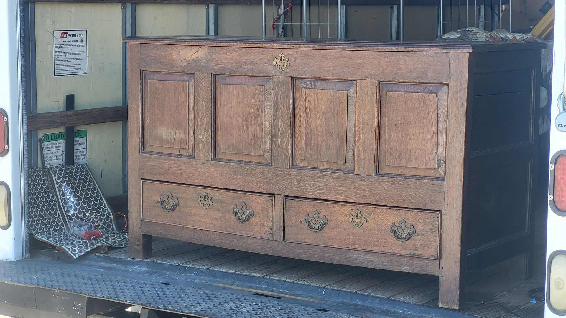 Antique Mule chest. 18th century, England